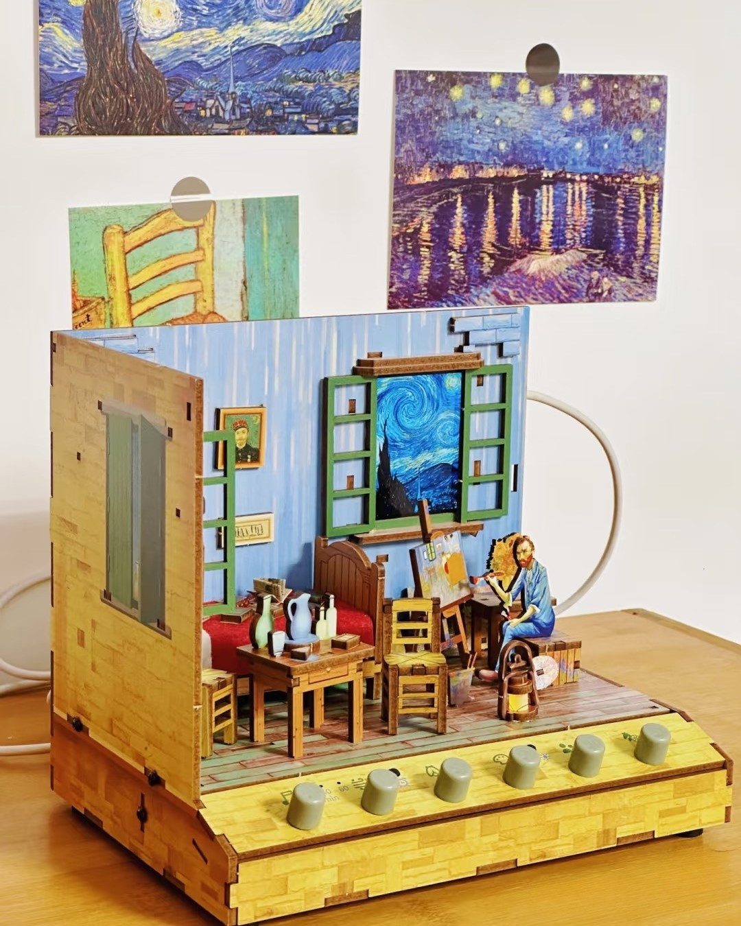DIY Mini House - Van Gogh's Bedroom