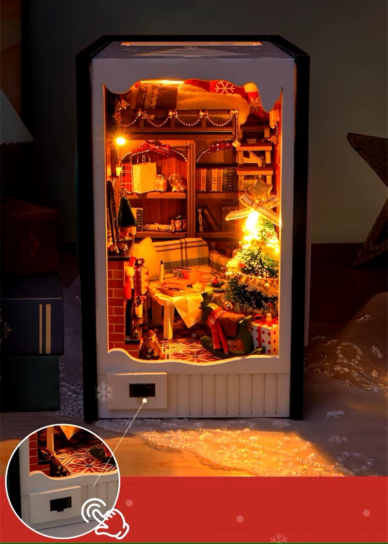 DIY Book Nook - Christmas Cozy Home