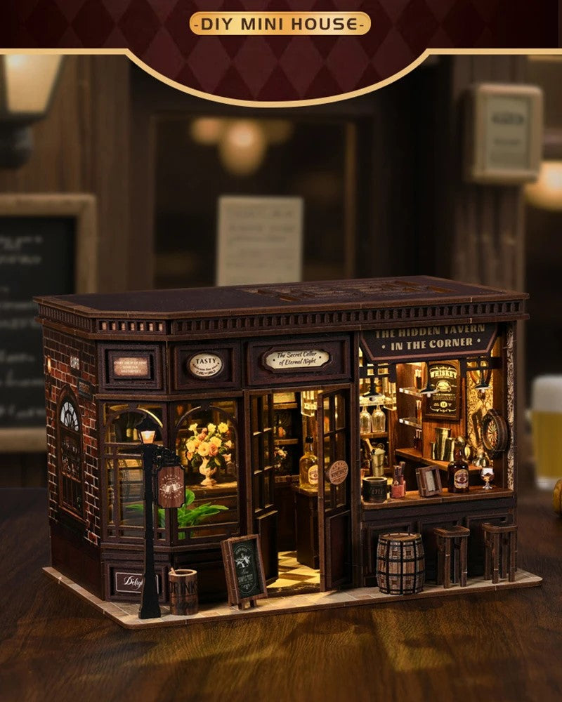 DIY Mini House - Crimson Oak Tavern