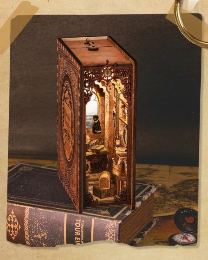 DIY Book Nook - Voyager's Study