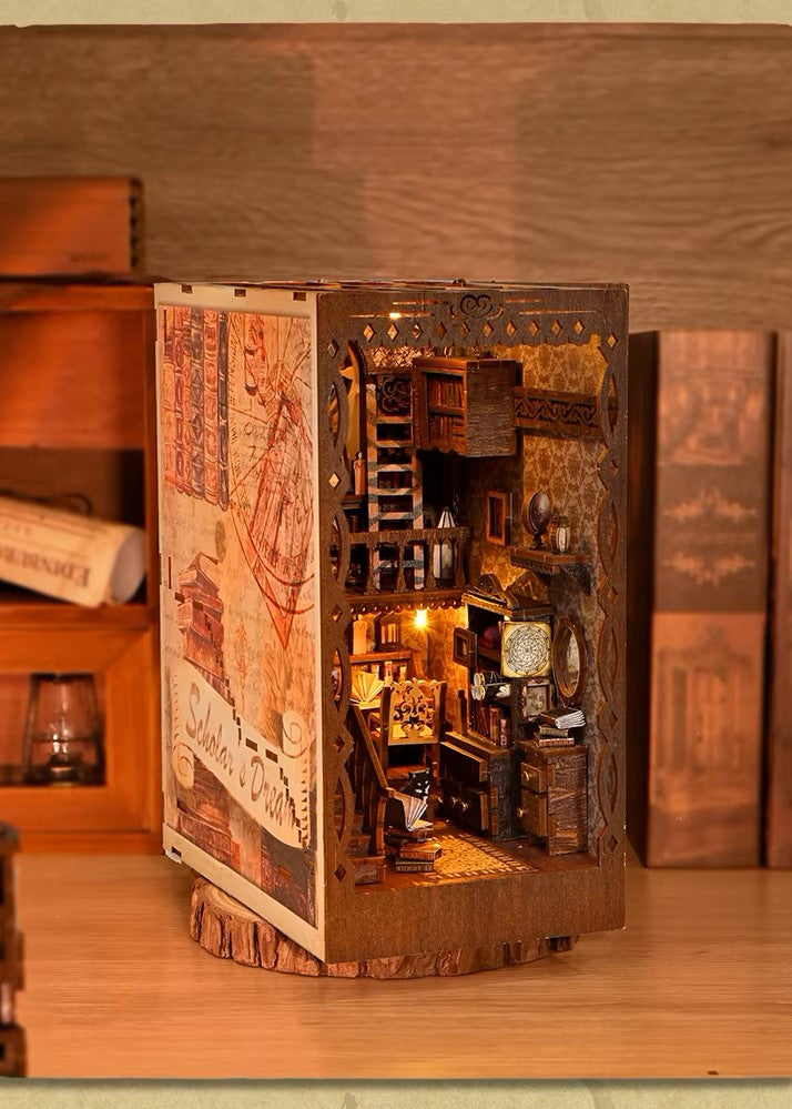 DIY Book Nook - Medieval Study