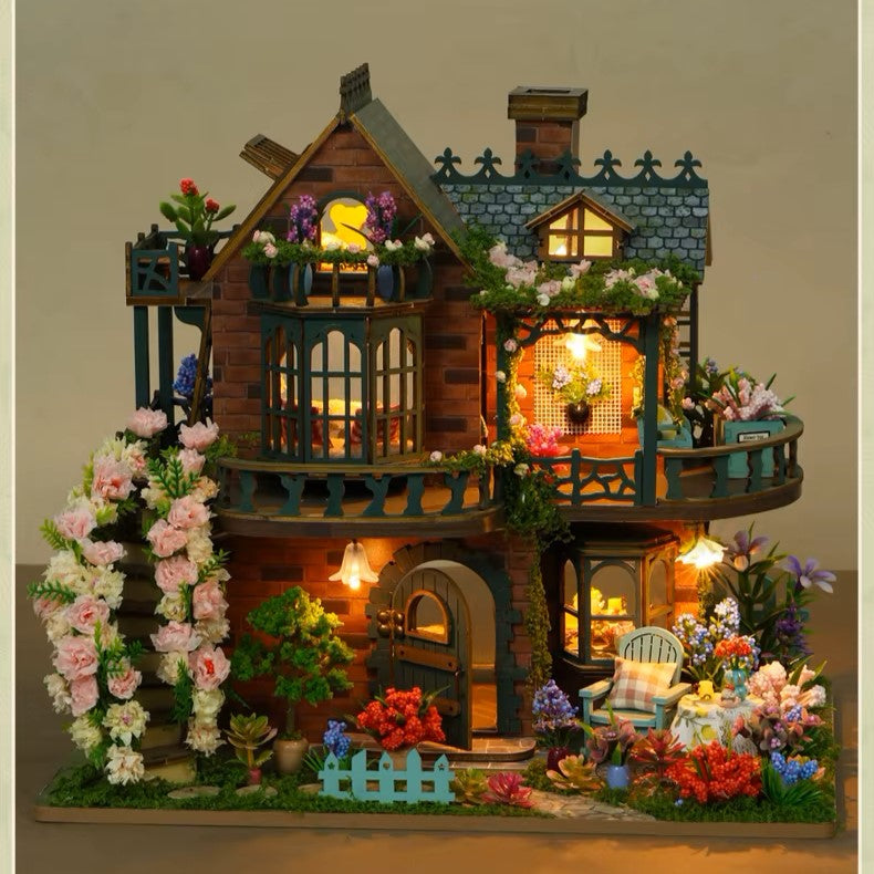 DIY Mini House - Idyllic Cottage