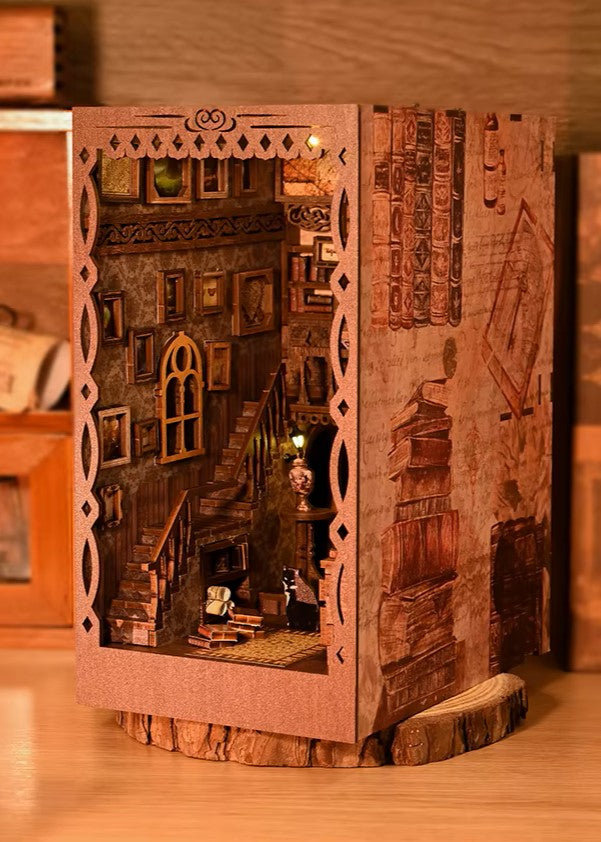 DIY Book Nook - Medieval Study