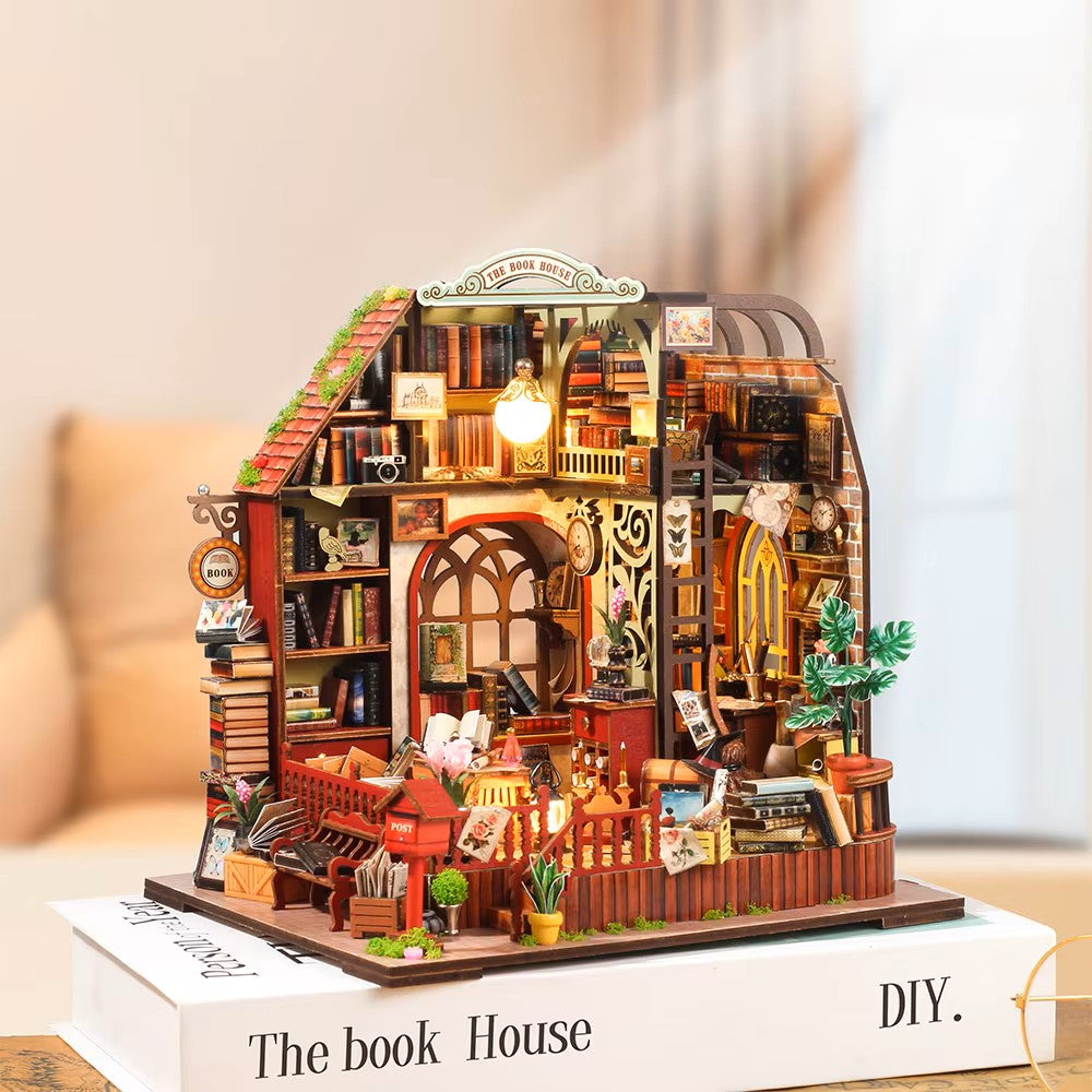 DIY Mini House - Book Cottage