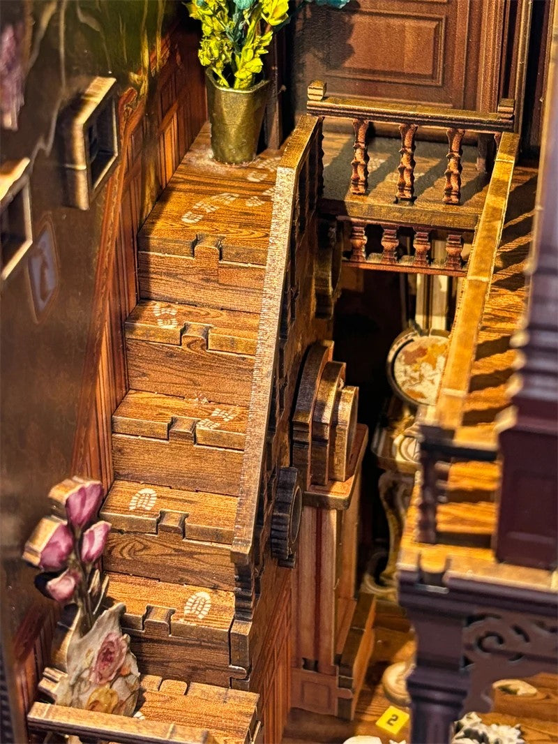 DIY Book Nook - Mysterious Mansion