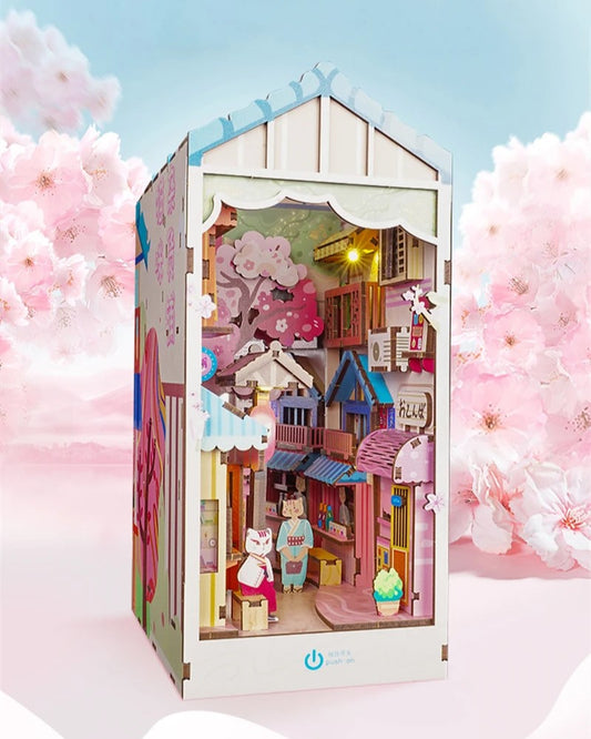 DIY Book Nook - Japanese Cat Alley