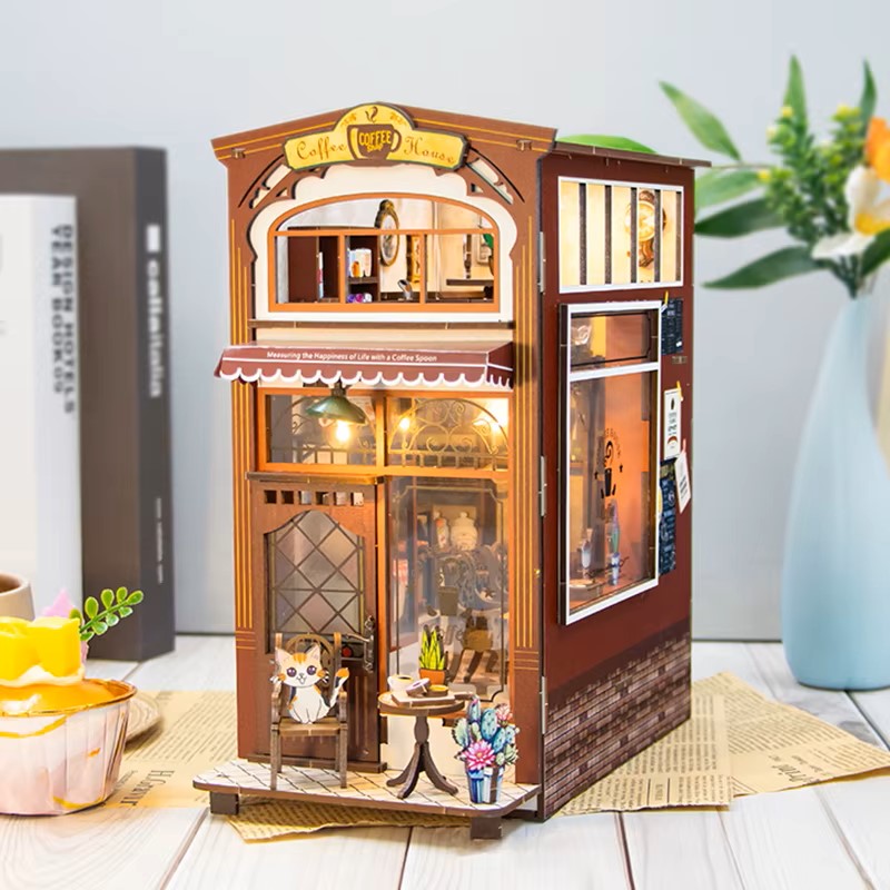 DIY Book Nook - Coffee House