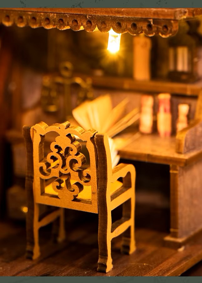 DIY Book Nook - Medieval Study