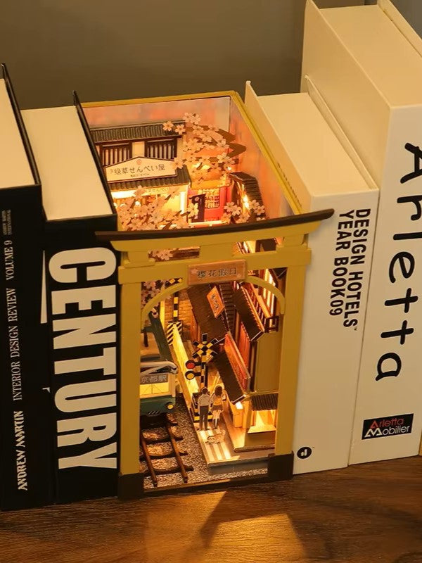 DIY Book Nook - Kyoto Station