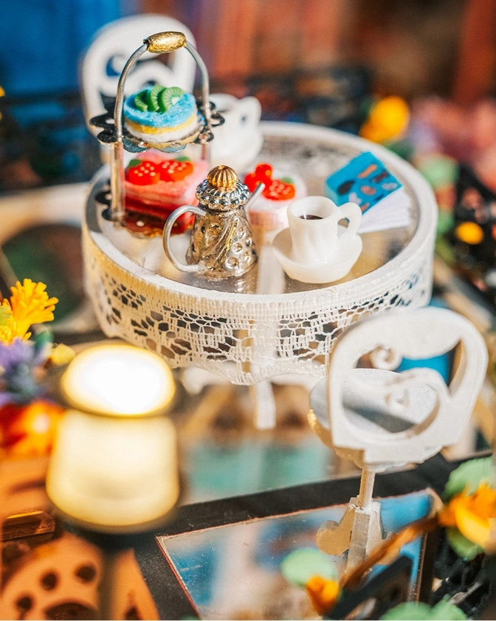 DIY miniature pet store kit featuring a tiny storefront, cats, dogs, detailed mini furniture, and scale model accessories — perfect for miniature lovers and DIY crafts.