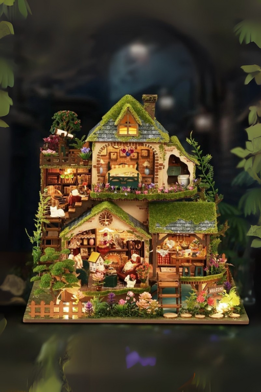 DIY Mini House - Woodland Cottage