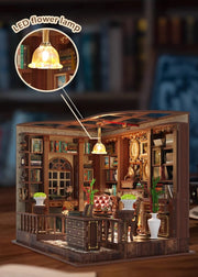 DIY Mini House - Regal Study