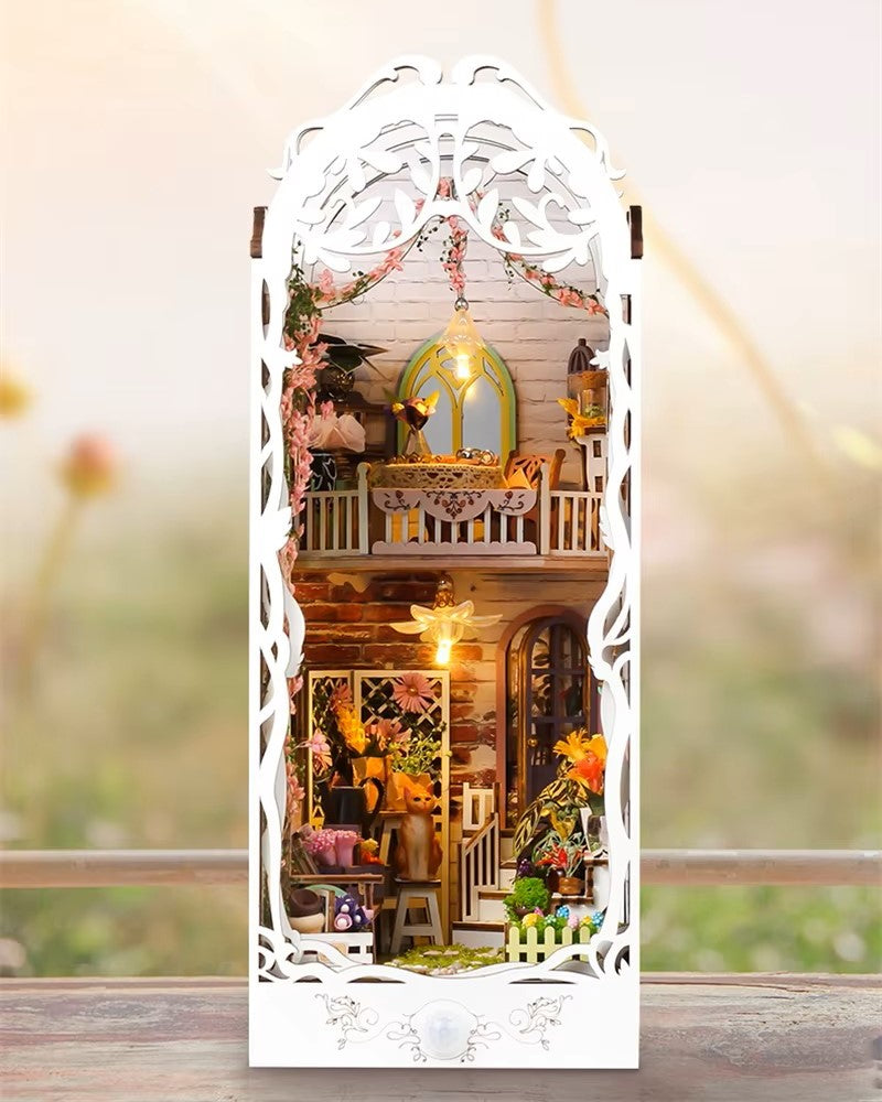 DIY Book Nook - Flower House