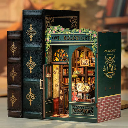 DIY Book Nook - Vintage Bookstore
