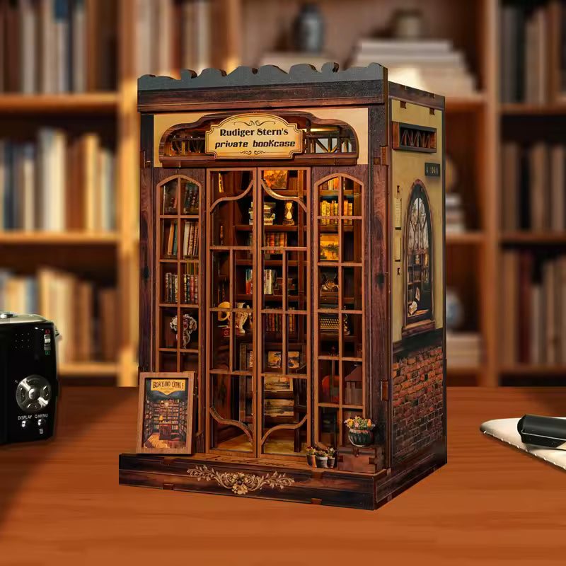 DIY Book Nook - Curator's Private Library