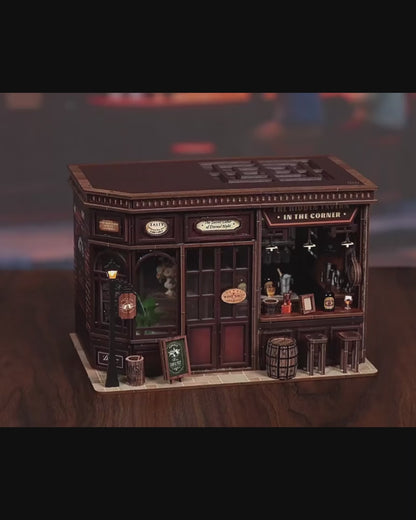 DIY Mini House - Crimson Oak Tavern